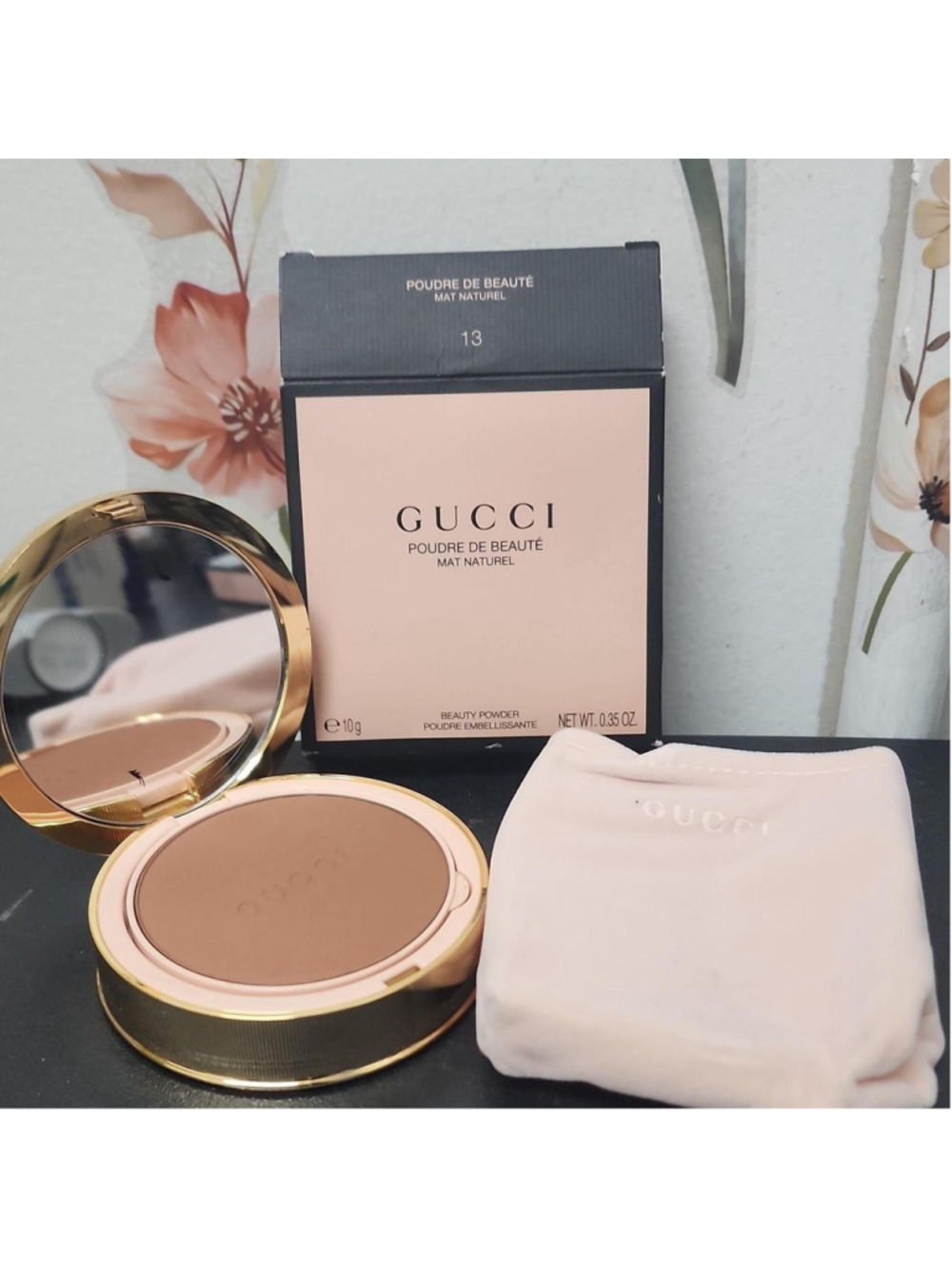 Gucci Beauty Powder in shade 13
#gucci #beauty